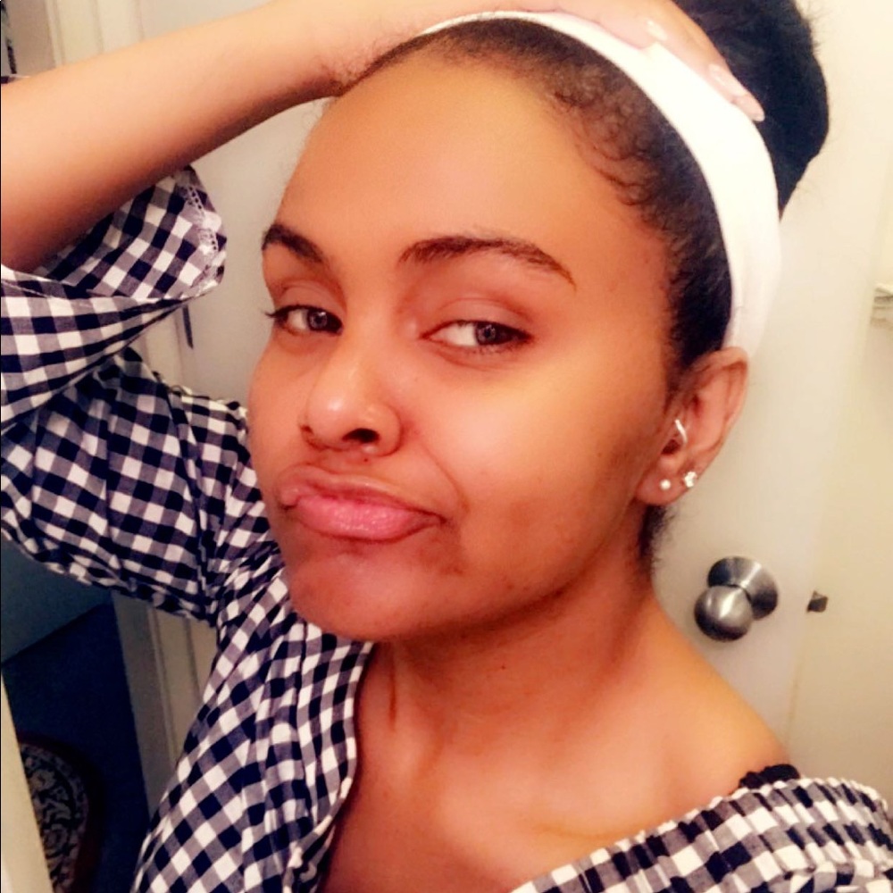 Meet your Posher, Fatma